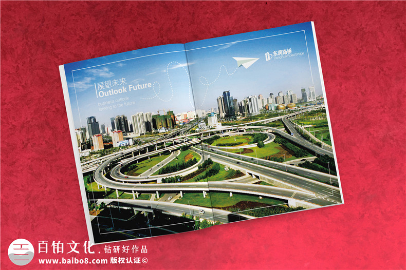 探索畫冊設(shè)計(jì)的創(chuàng)意方案-創(chuàng)意綻放展現(xiàn)藝術(shù)之美